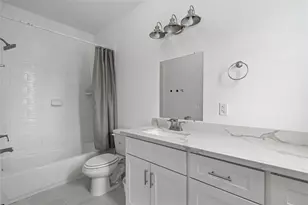 120 E 32nd St, Houston, TX 77018 - Photo 20