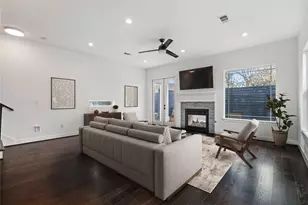 120 E 32nd St, Houston, TX 77018 - Photo 4