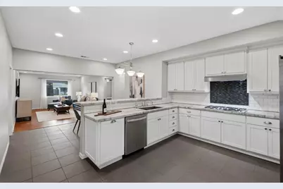 4733 Carleen Road, Houston, TX 77092 - Photo 10