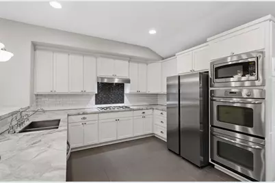 4733 Carleen Road, Houston, TX 77092 - Photo 8