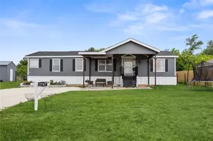 1747 Rd 5708, Cleveland, TX 77327 - Photo 2