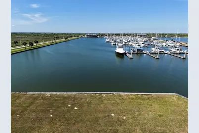 47 Shell Key, Hitchcock, TX 77563 - Photo 14