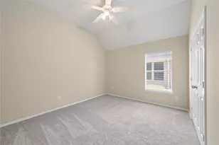 11 Crestview Trail, Houston, TX 77082 - Photo 18