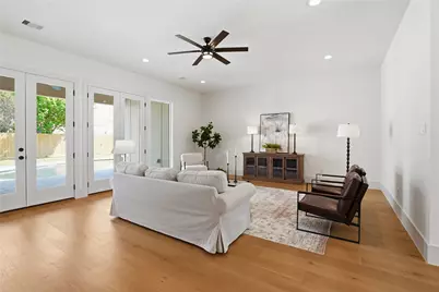 1918 Spillers Lane, Houston, TX 77043 - Photo 8