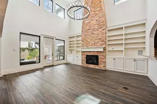 215 Malone St, Houston, TX 77007 - Photo 2