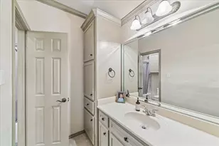 25 Club Oak Ct, Kingwood, TX 77339 - Photo 22