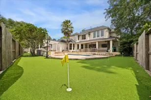 25 Club Oak Ct, Kingwood, TX 77339 - Photo 4