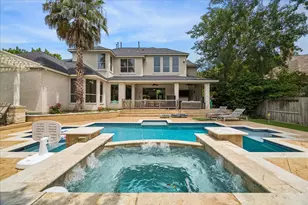 25 Club Oak Ct, Kingwood, TX 77339 - Photo 2