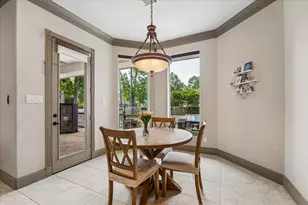 25 Club Oak Ct, Kingwood, TX 77339 - Photo 14
