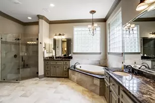 25 Club Oak Ct, Kingwood, TX 77339 - Photo 18