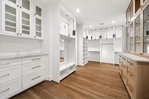 810 W 41st St, Houston, TX 77018 - Photo 18