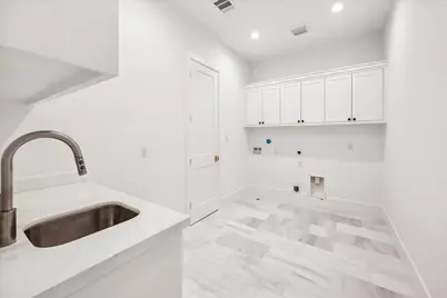 810 W 41st Street, Houston, TX 77018 - Photo 26