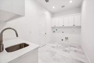 810 W 41st St, Houston, TX 77018 - Photo 26