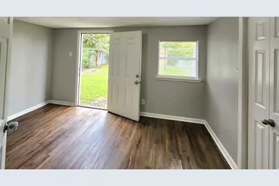 419 N Parrish Street, Angleton, TX 77515 - Photo 34