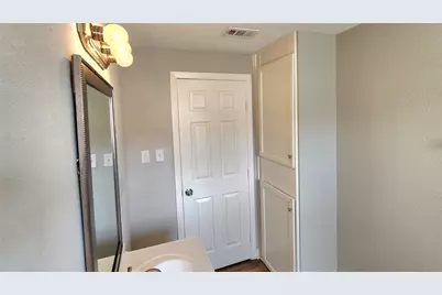 419 N Parrish Street, Angleton, TX 77515 - Photo 24