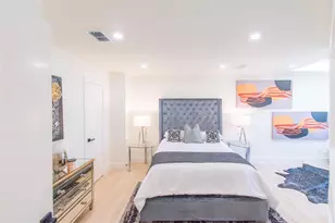 727 Bunker Hill Rd, Houston, TX 77024 - Photo 28