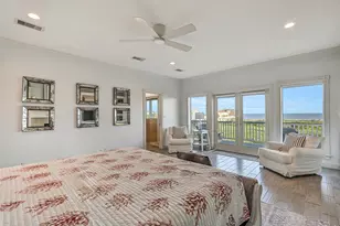 14458 Spyglass Cir, Galveston, TX 77554 - Photo 32