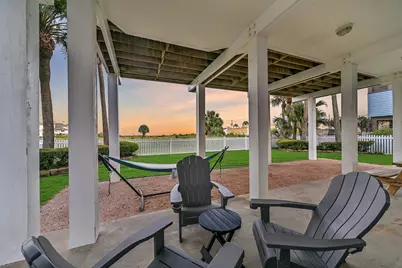 14458 Spyglass Circle, Galveston, TX 77554 - Photo 10