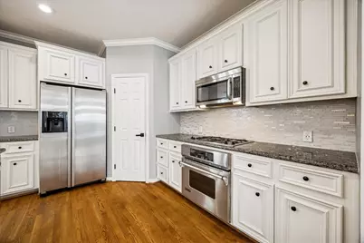 205 Dennis Street, Houston, TX 77006 - Photo 4