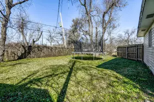 315 Acacia St, Lake Jackson, TX 77566 - Photo 20