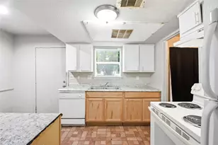 6200 W Tidwell Rd, Houston, TX 77092 - Photo 12
