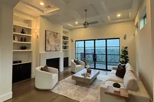 1902 W 25th St, Houston, TX 77008 - Photo 2