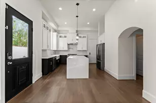 1902 W 25th St, Houston, TX 77008 - Photo 20