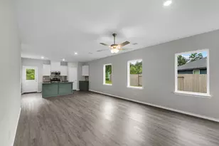 25799 John Wayne Ct, Splendora, TX 77372 - Photo 10