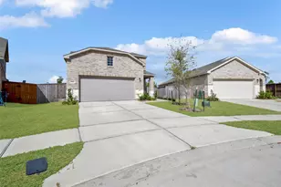 14403 Cedar Ledge Ln, Conroe, TX 77302 - Photo 2
