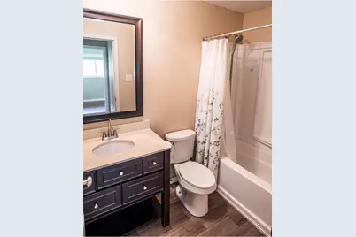 117 Lazy Lane, Lake Jackson, TX 77566 - Photo 12