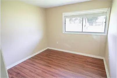 117 Lazy Lane, Lake Jackson, TX 77566 - Photo 14