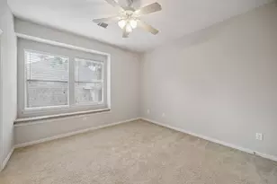 34 N Lansdowne Cir, The Woodlands, TX 77382 - Photo 42
