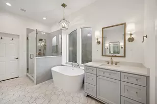 34 N Lansdowne Cir, The Woodlands, TX 77382 - Photo 30