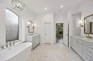 34 N Lansdowne Cir, The Woodlands, TX 77382 - Photo 32