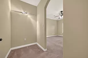 211 April Waters Dr W, Conroe, TX 77356 - Photo 42