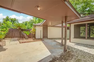 203 Old Angleton Rd, Lake Jackson, TX 77566 - Photo 24