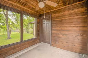 203 Old Angleton Rd, Lake Jackson, TX 77566 - Photo 22