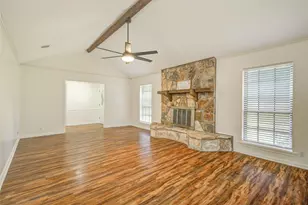 203 Old Angleton Rd, Lake Jackson, TX 77566 - Photo 2