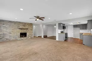 8406 Daycoach Ln Ln, Houston, TX 77064 - Photo 10