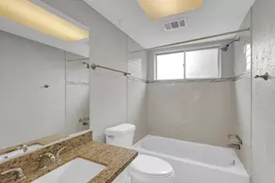 8406 Daycoach Ln Ln, Houston, TX 77064 - Photo 16