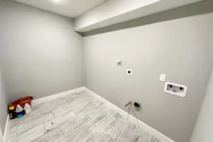 12703 W Hardy Rd, Houston, TX 77037 - Photo 14