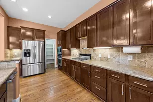 1912 Woodbury St, Houston, TX 77030 - Photo 2