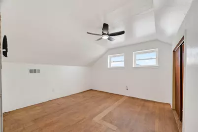 512 Harold Lane, Baytown, TX 77521 - Photo 38