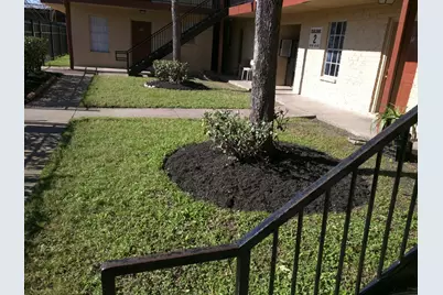 4710 Airport Boulevard #203, Houston, TX 77048 - Photo 10