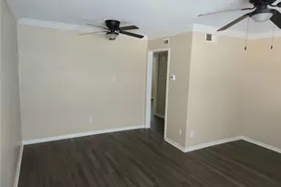 4710 Airport Blvd, Houston, TX 77048 - Photo 6