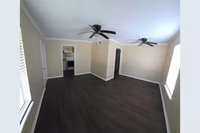 4710 Airport Boulevard #203, Houston, TX 77048 - Photo 8