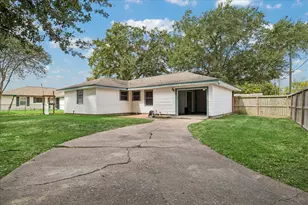 901 Ivy Ave, Deer Park, TX 77536 - Photo 20