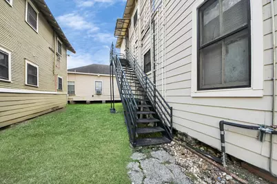 2502 Saltus Street #3, Houston, TX 77003 - Photo 6
