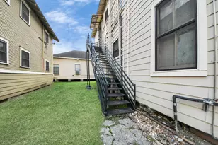 2502 Saltus St, Houston, TX 77003 - Photo 6