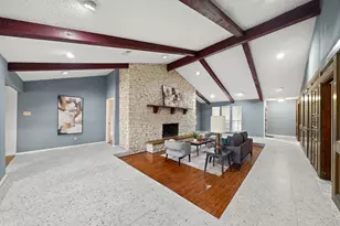 7802 Santa Elena St, Houston, TX 77061 - Photo 6